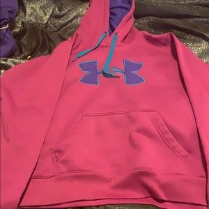 Under Armour sweatshirt